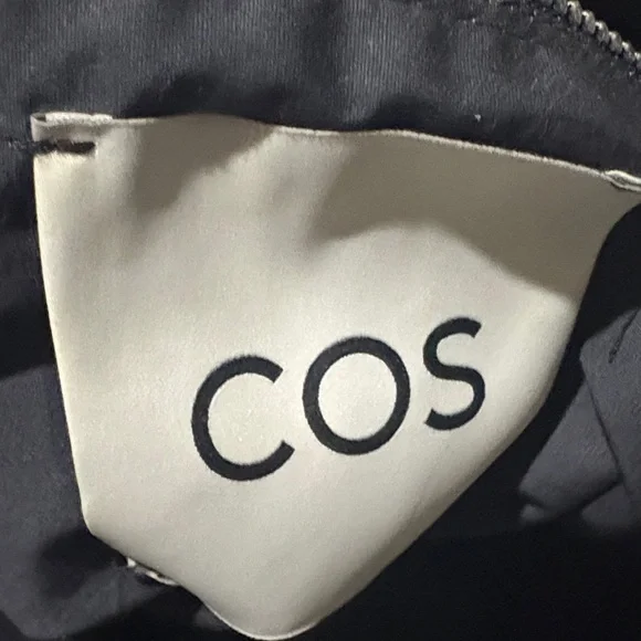 COS high shine cross body (reserved) - Picture 3 of 4